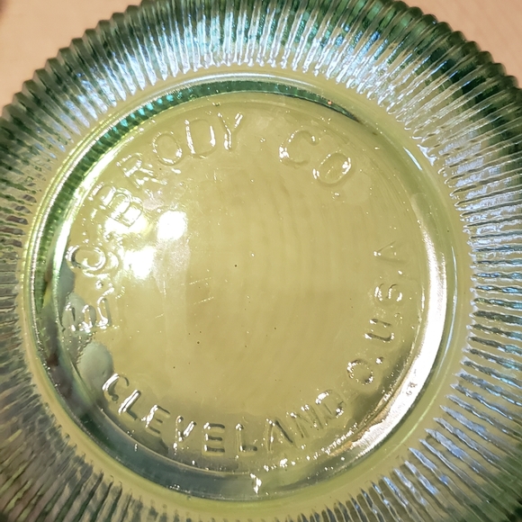E.O. Brody Co Vintage Green Glass Dishes Set of 2 - Picture 6 of 7